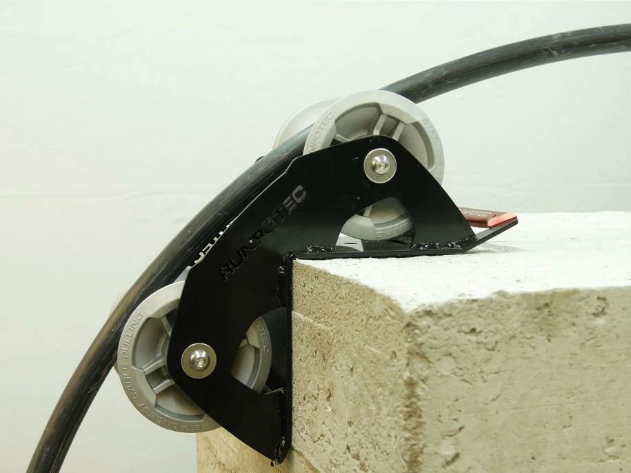 Cable guide roller - 90 degrees