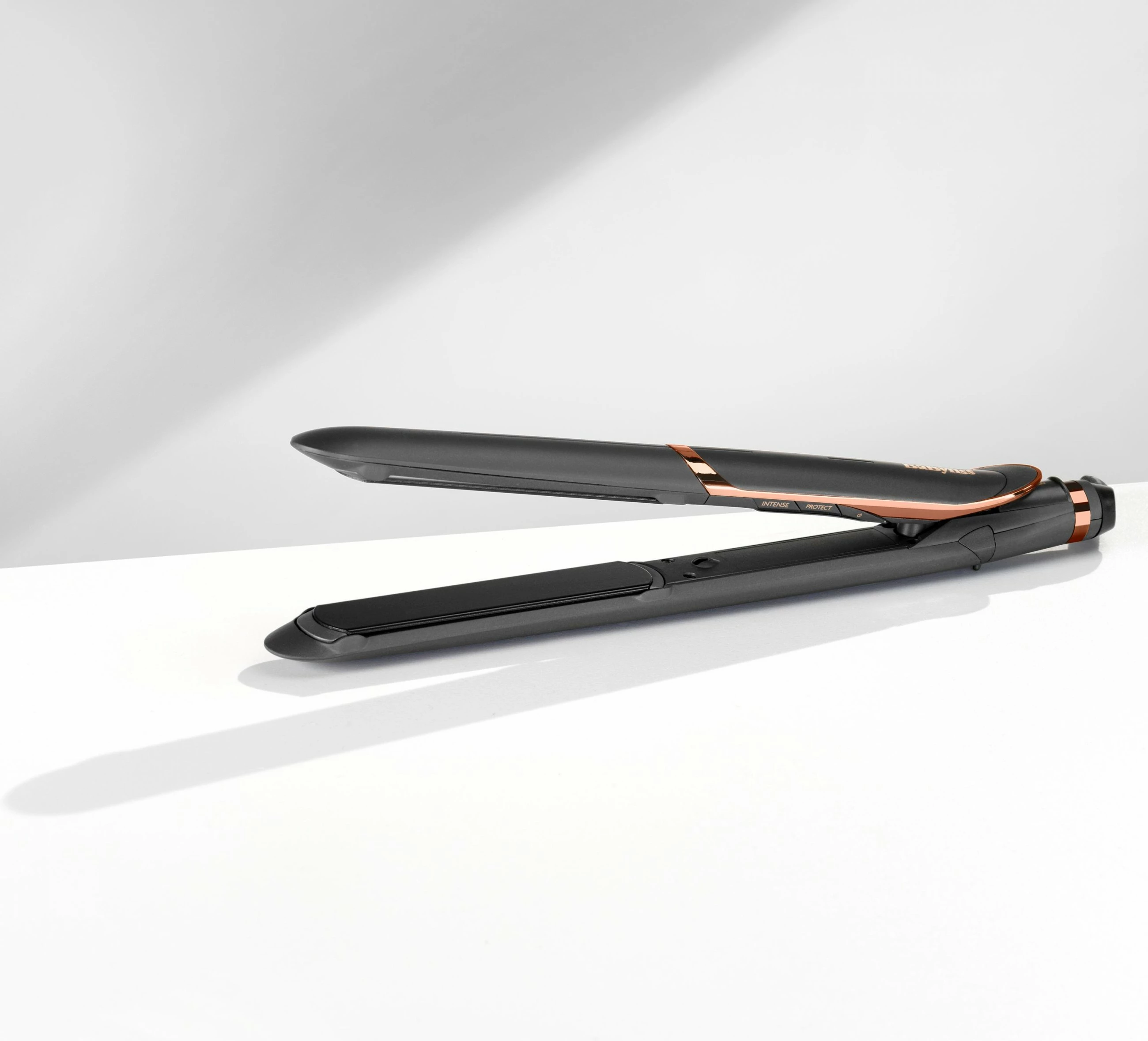 Hekur flokësh BaByliss ST394E Smooth Pro 235, e zezë