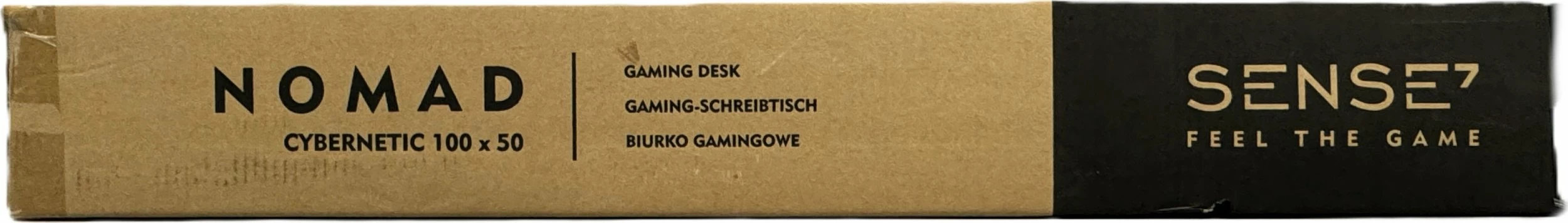 Biurko gaming SENSE7 Nomad Cybernetic 100×50 cm, me mbajtëse kufjesh/filxhani dhe menaxhim kabllosh, e zezë