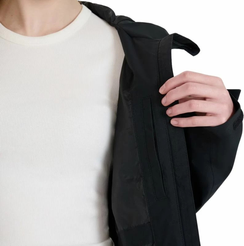 Jakne për femra 4F, e zezë