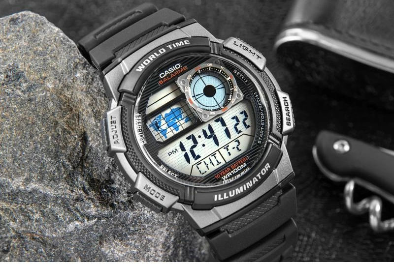 Orë dore për meshkuj CASIO, e zezë