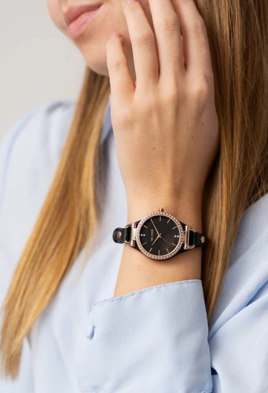 Orë dore për femra Paul Lorens, e zezë