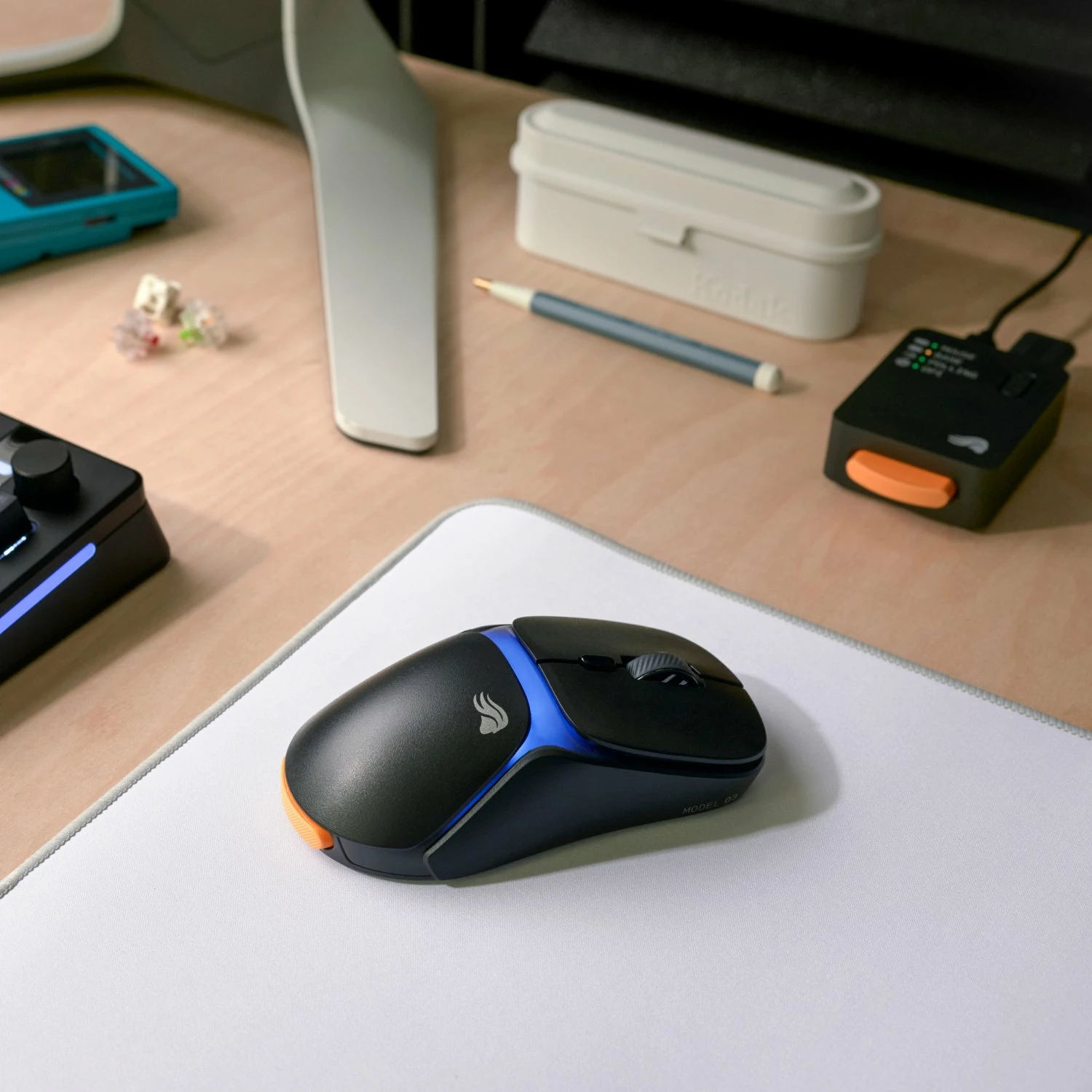 Maus Glorious Model O3 Wireless GLO-O3-WL-BLK 30000 DPI 8K RGB e zezë