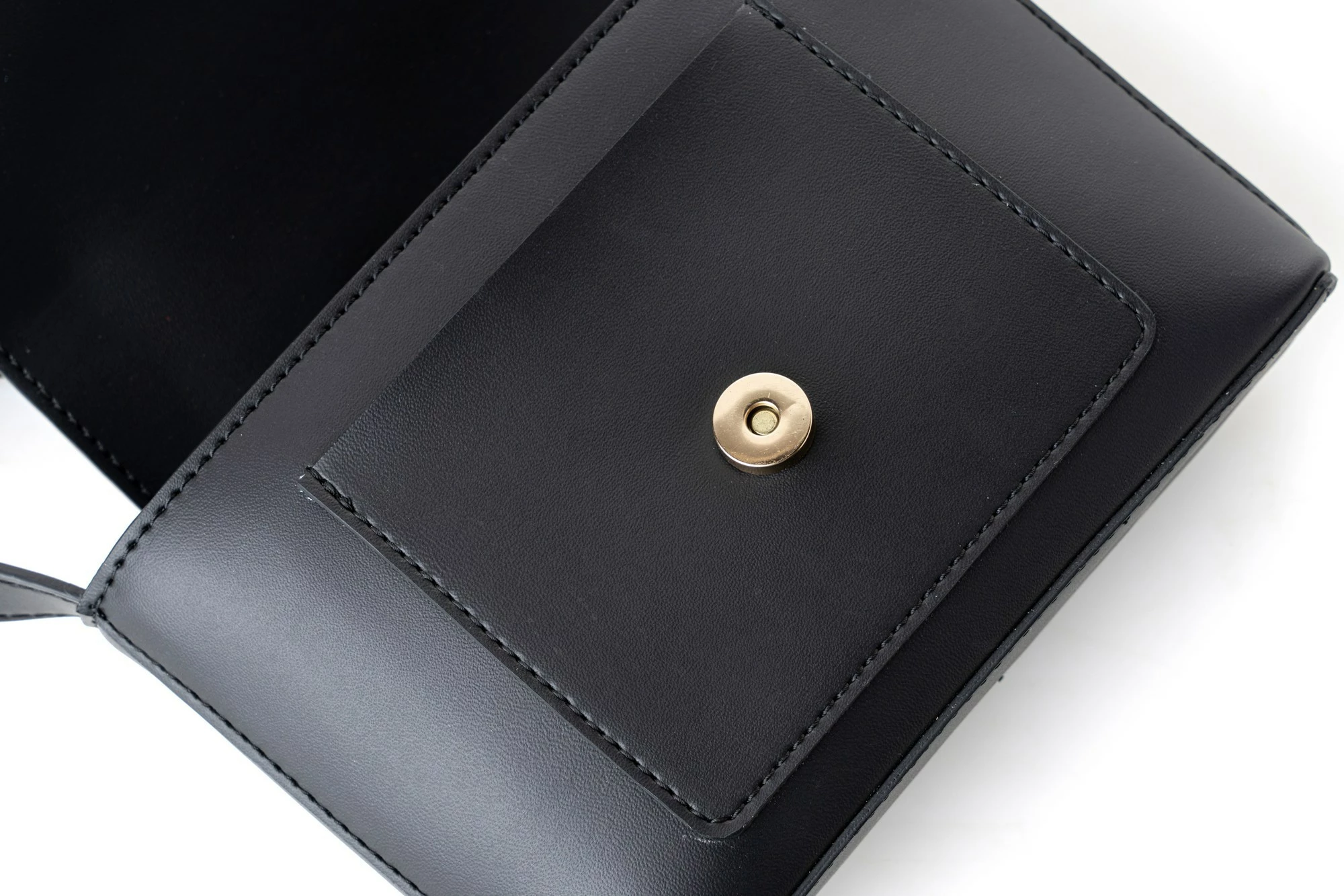 Çantë crossbody Vince Camuto, Matera, e zezë