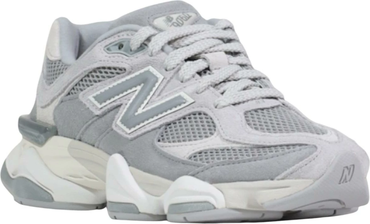 Atlete për femra New Balance 9060 U9060ERD, të hirta [Madhësia: 38]