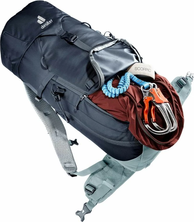 Çantë shpine Deuter, e zezë