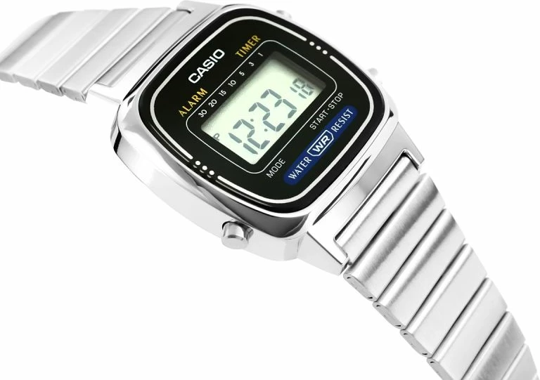 Orë dore digjitale për femra CASIO, argjendtë