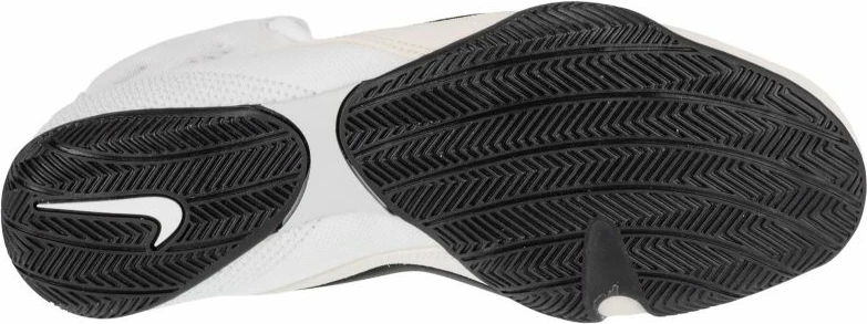 Atlete për meshkuj Nike, të bardha