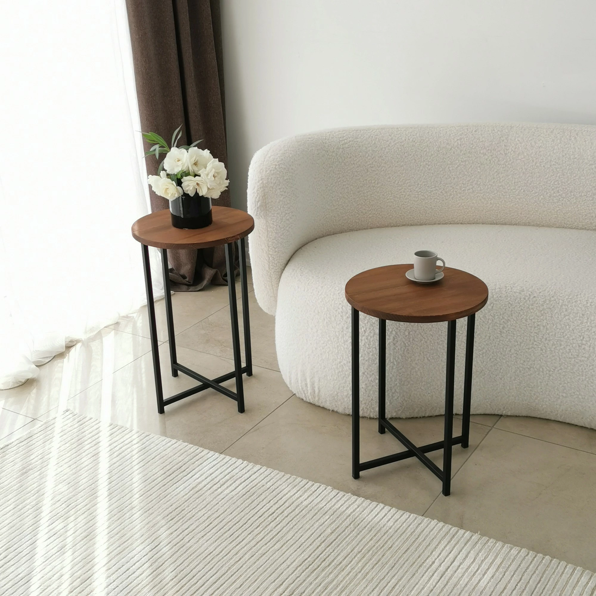 Set tavolinash kafeje Hanah Home, Neta, ngjyrë lisi