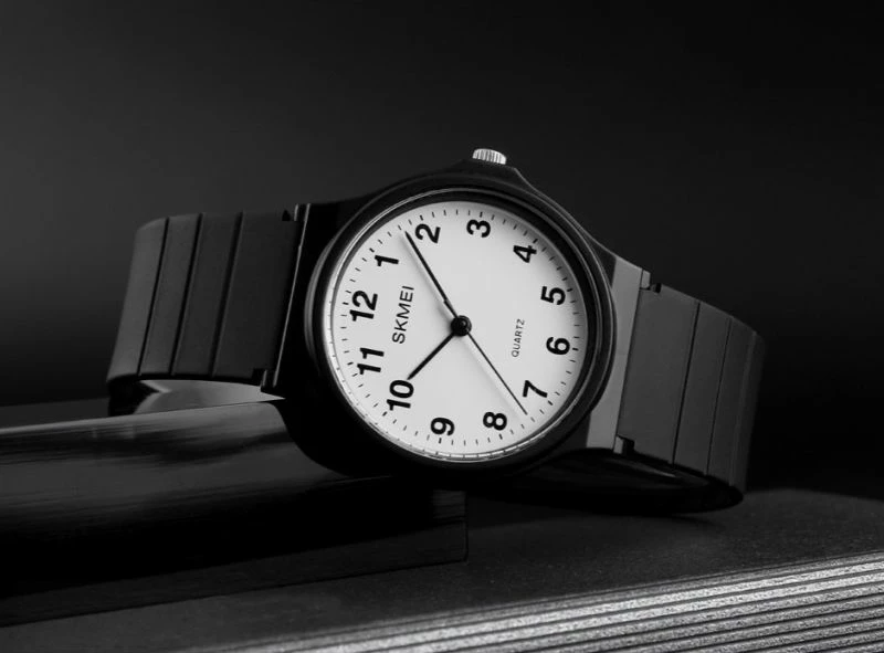 Orë dore unisex Skmei, e zezë
