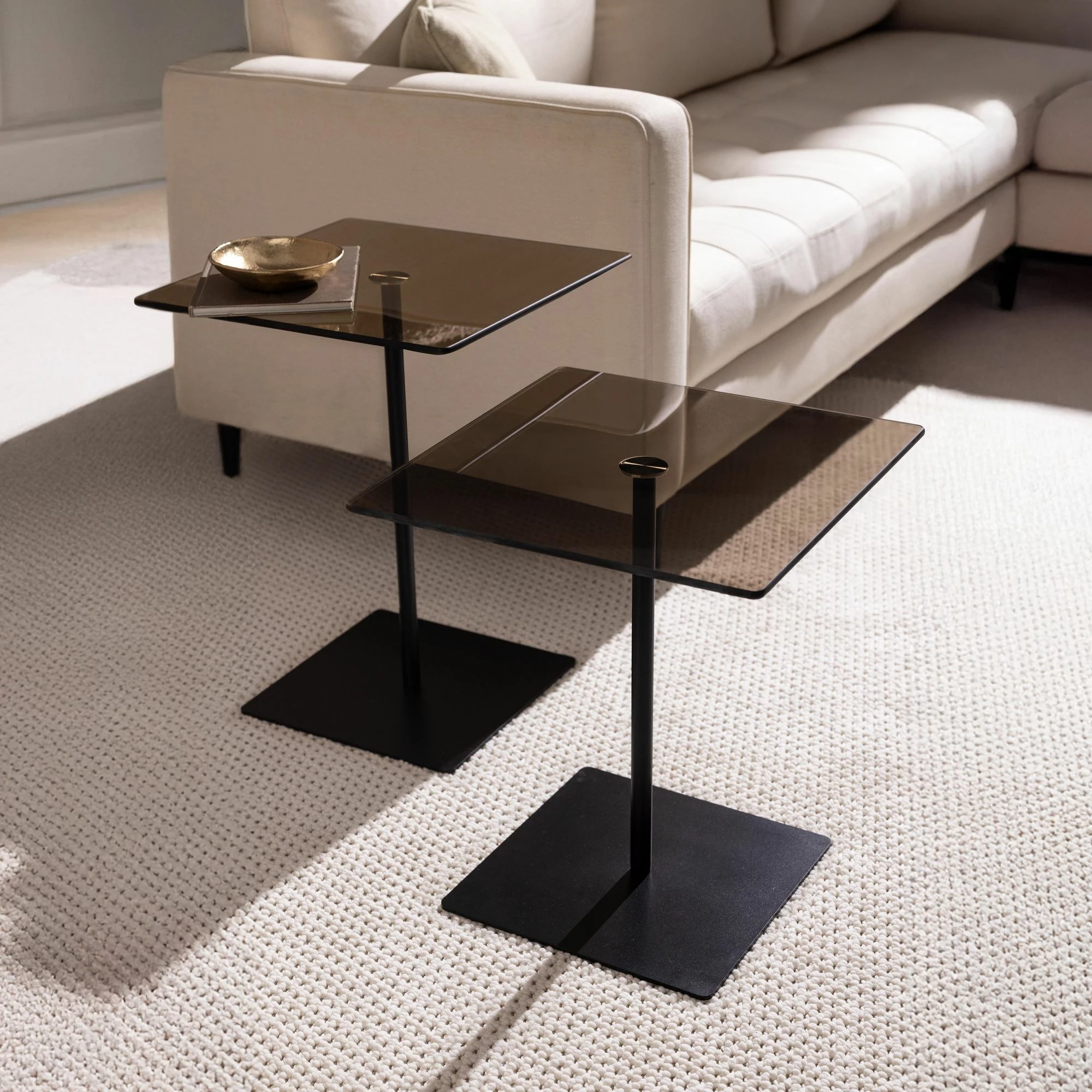 Set tavolinash kafeje Skye Decor, elegante 2 copë, e zezë, bronzi