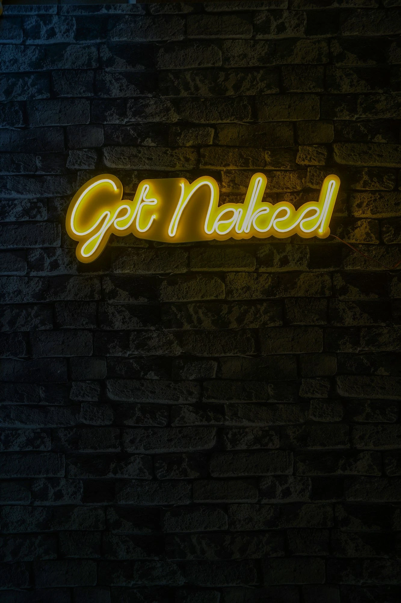 Dritë dekorative murale LED, plastikë, 'Get Naked', ngjyrë e verdhë