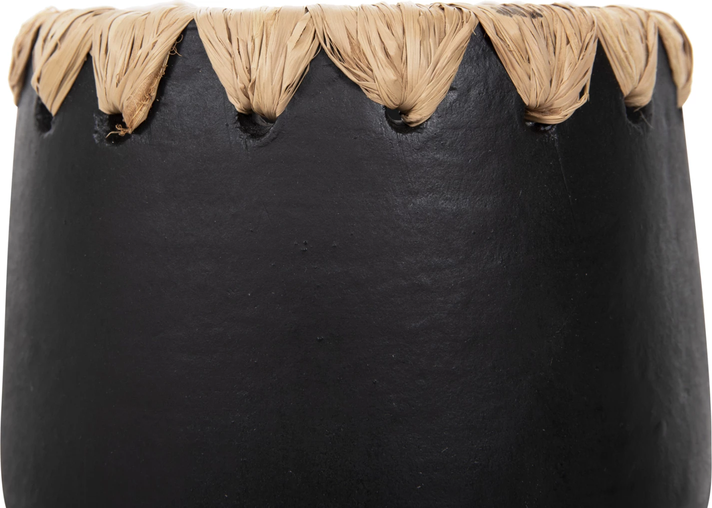 Vazo dekorative FH4368 terrakote, ngjyrë e zezë me thurje kashte në buzë, Φ13x16H cm