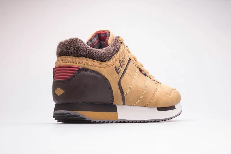 Atlete për meshkuj Lee Cooper, të kafëta