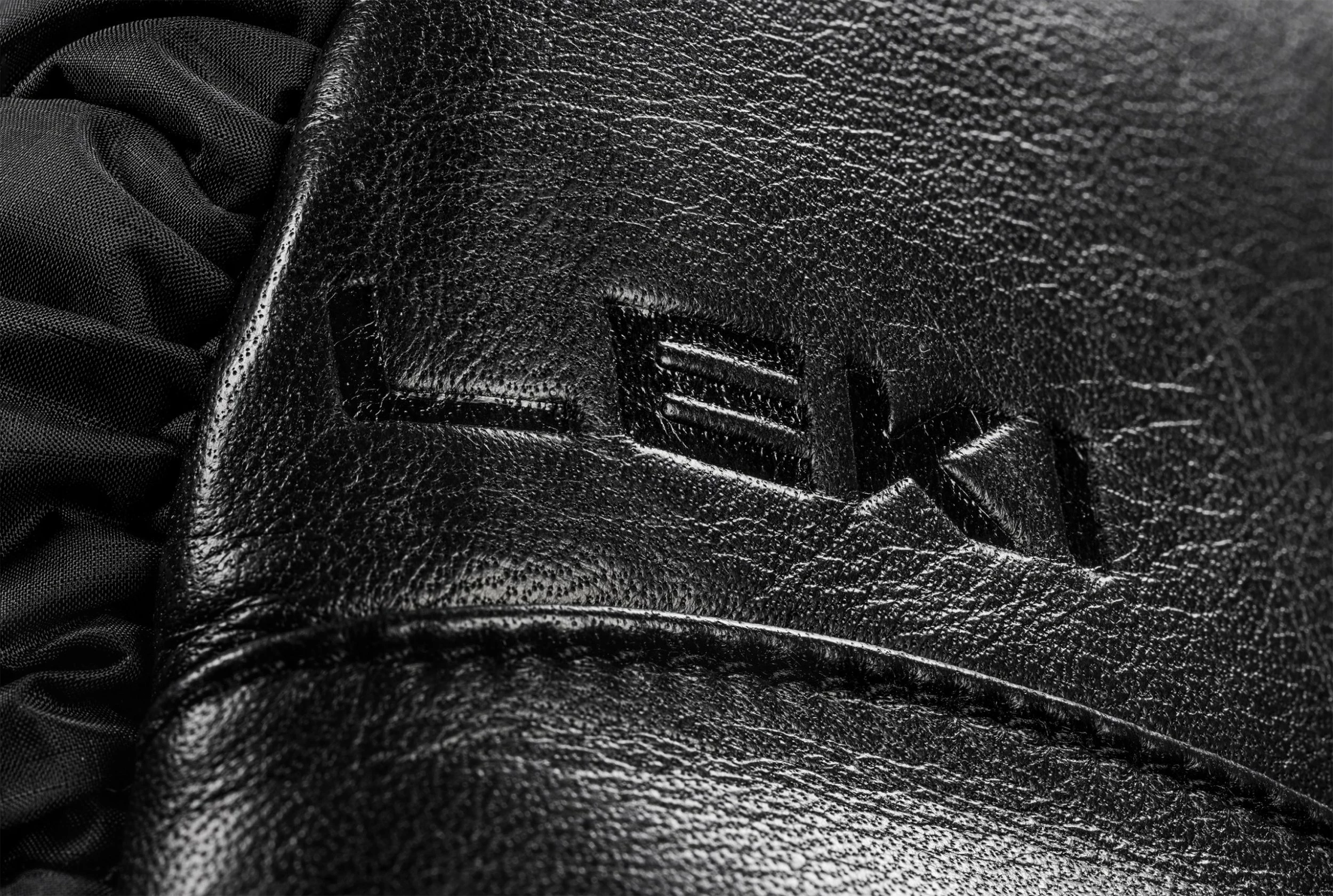 Doreza ski miten një-gisht për femra Leki Glace 3D Women Mitt madhësia 7, SOFT-TEX, Primaloft Extra Warm+, e zezë