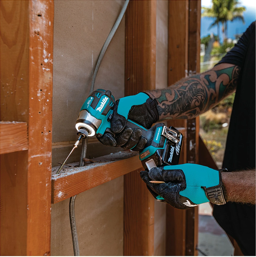 Vidator me goditje Makita DTD173Z, 18V Li-Ion, 1/4", 180 Nm, brushless, me dritë LED, zi/kaltër