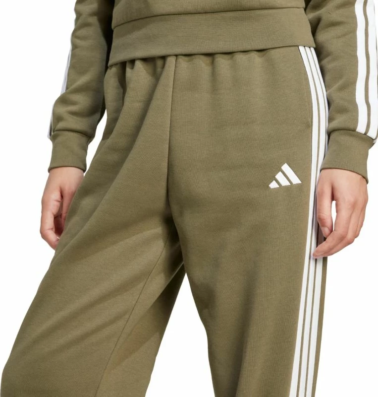 Pantallona sportive për femra adidas, të gjelbra