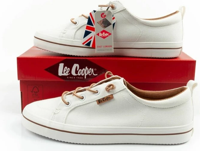 Atlete femra Lee Cooper, të bardha