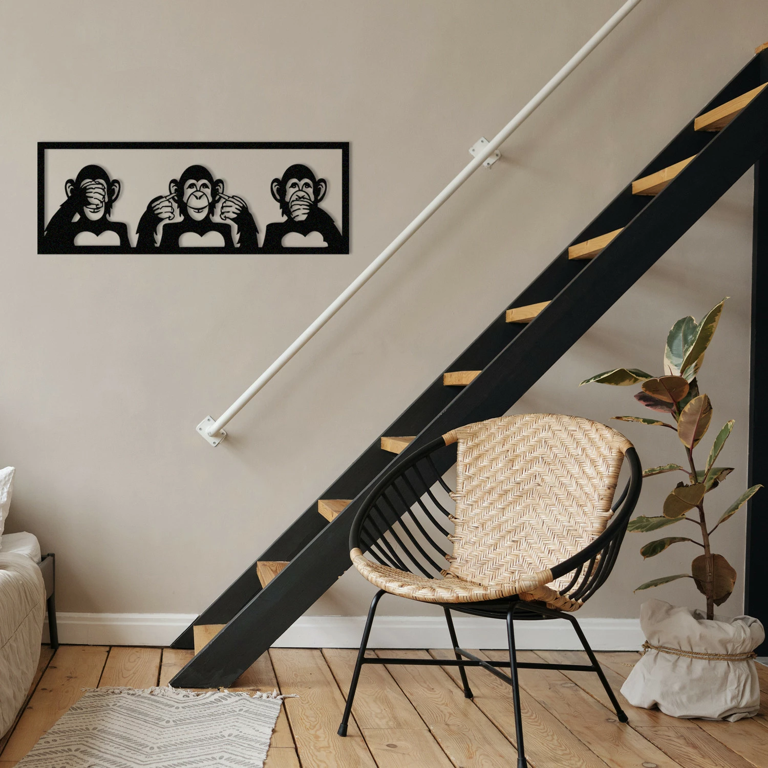 Aksesor dekorativ metalik për mur, tre majmunë, Wallity, i zi, 70x25cm