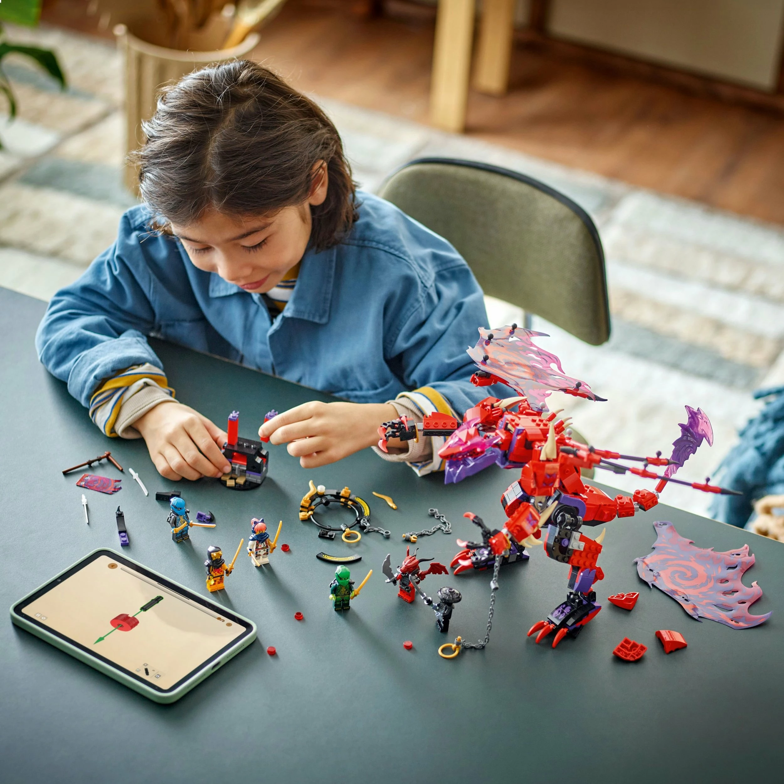 Set LEGO NINJAGO Chaos Dragon Fangthunder 71832, 668 copë