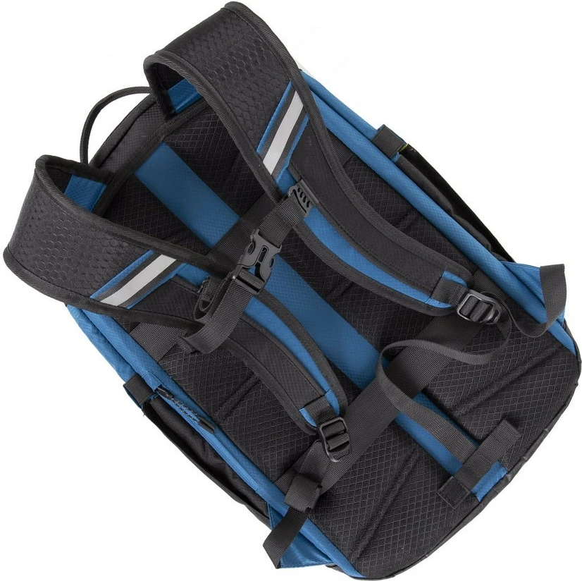Çantë shpine RIVACASE Mercantour 15.6", 20L, zi/blu