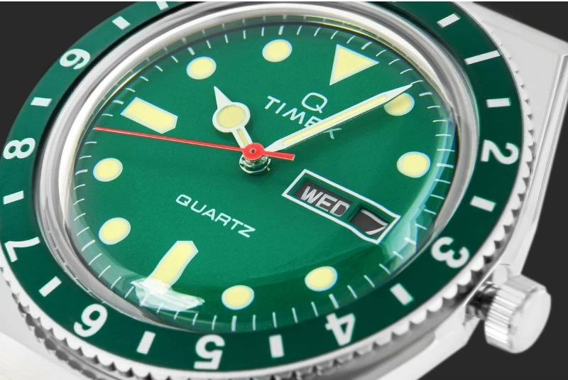 Orë dore për meshkuj Timex, e argjendtë