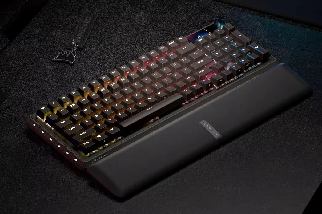 Tastierë gaming Corsair VANGUARD 96, mekanike, wireless/USB-C, RGB, 96%, e zezë