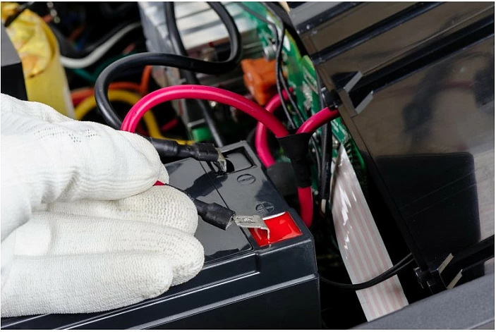Bateri plumbi e mbyllur Green Cell AGM25, 12V 2.8Ah, e zezë