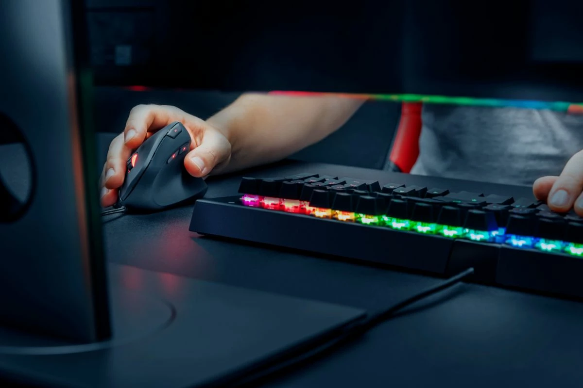 Maus Trust GXT 144 Rexx 10000 DPI RGB USB me kabllo, i zi