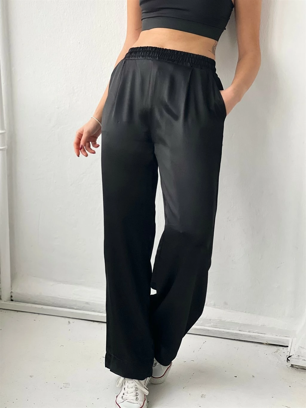 Pantallona për femra Retrobird, të kuqe