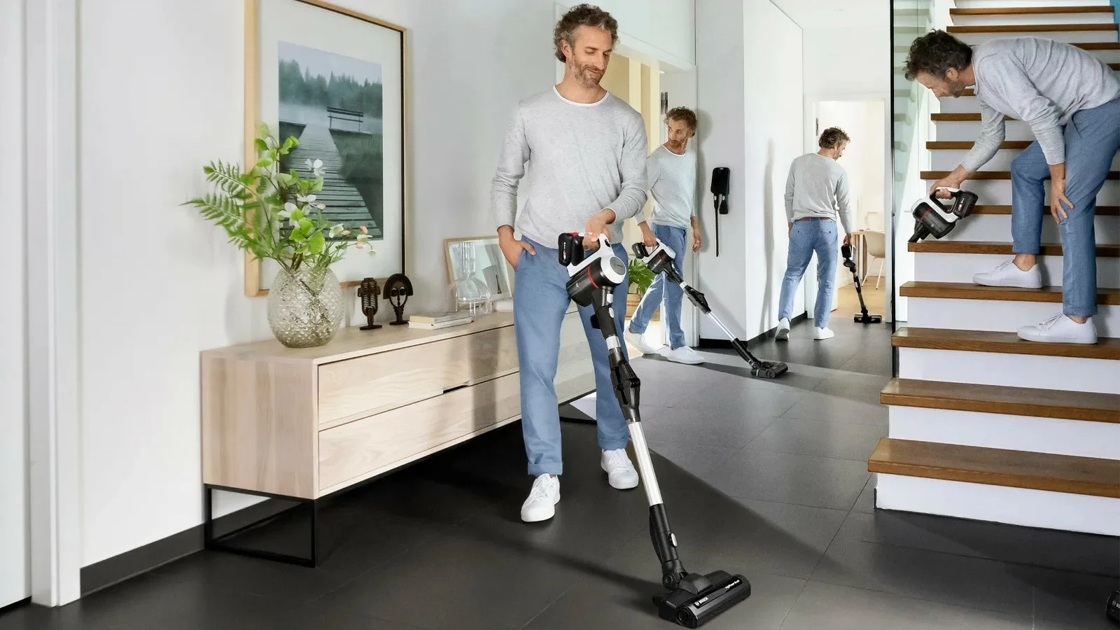 Fshesë me korrent Bosch BSS715CARP, pa qese, 0.3L, 18V, e zezë/argjendtë/e bardhë