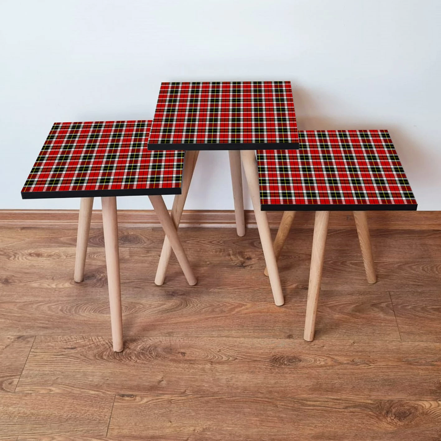 Set tavolinash ndihmëse, tre copë, Skye Decor, 3Shp246, ngjyrë e kuqe
