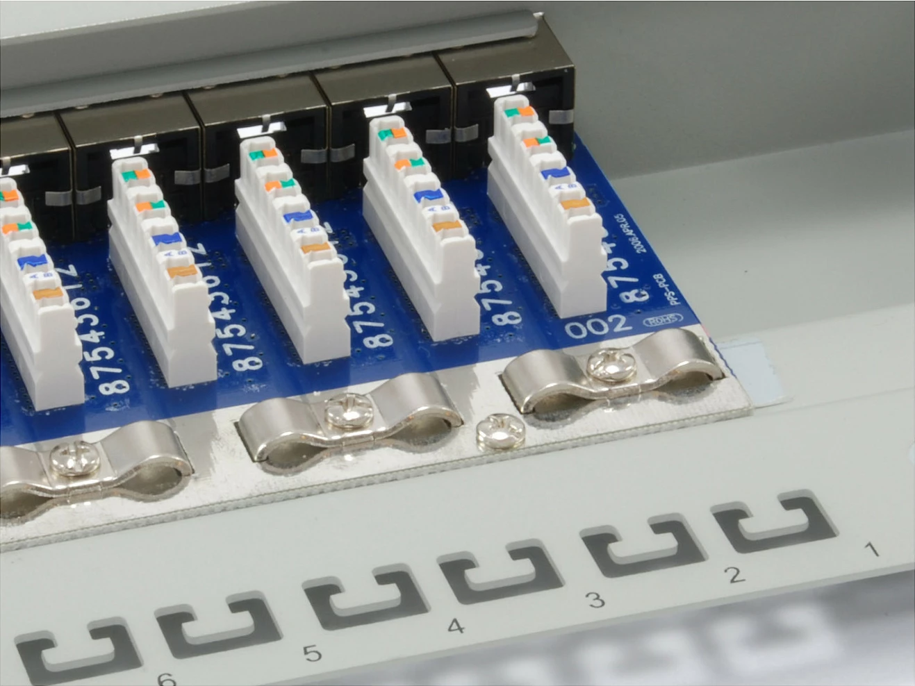 Patch panel Equip 24 porte Cat6, 1U, rackmount, ngjyrë gri