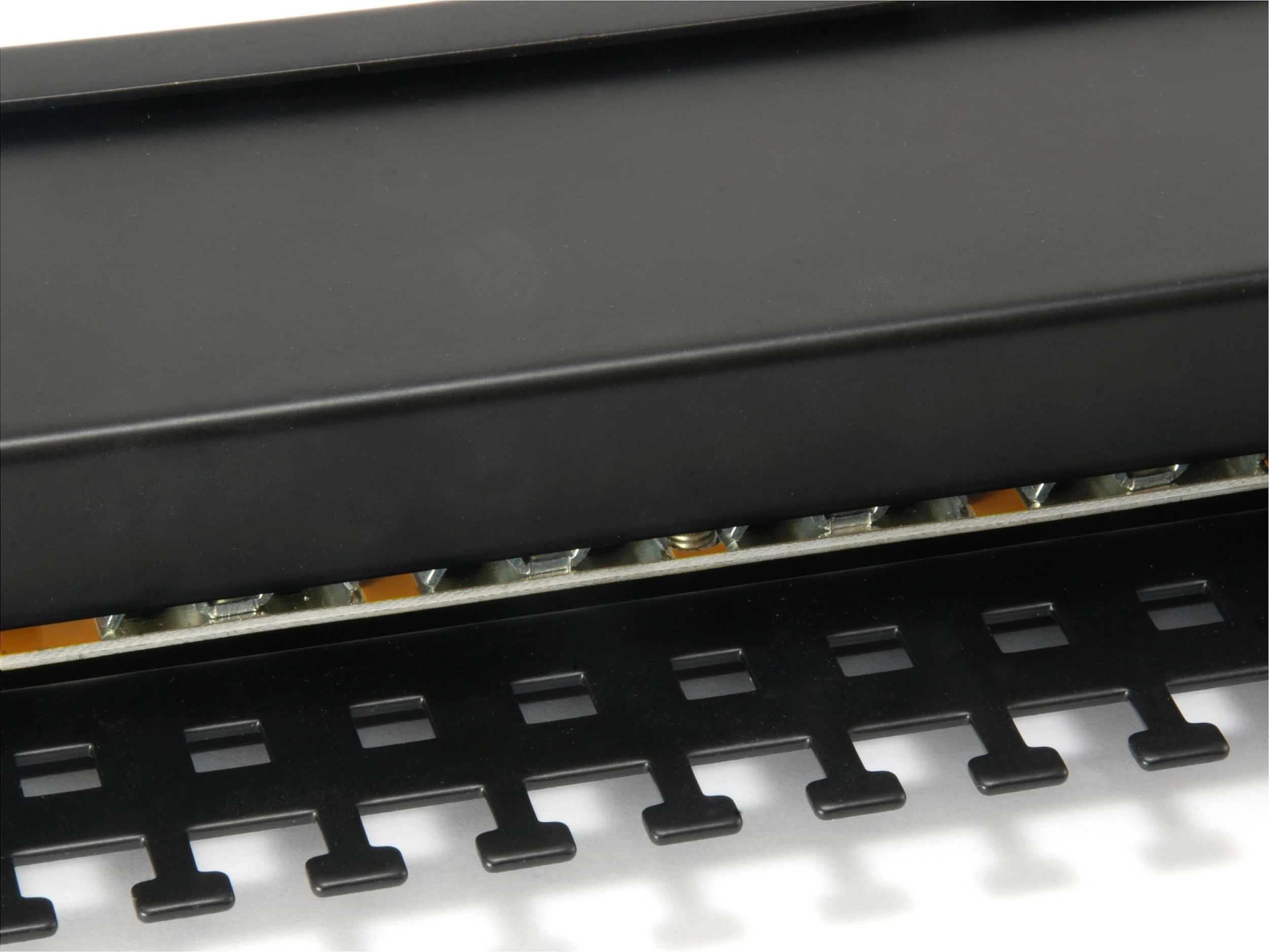 Patchpanel EQUIP 24x RJ45 Cat6 19 inç FTP 1HE, e zezë