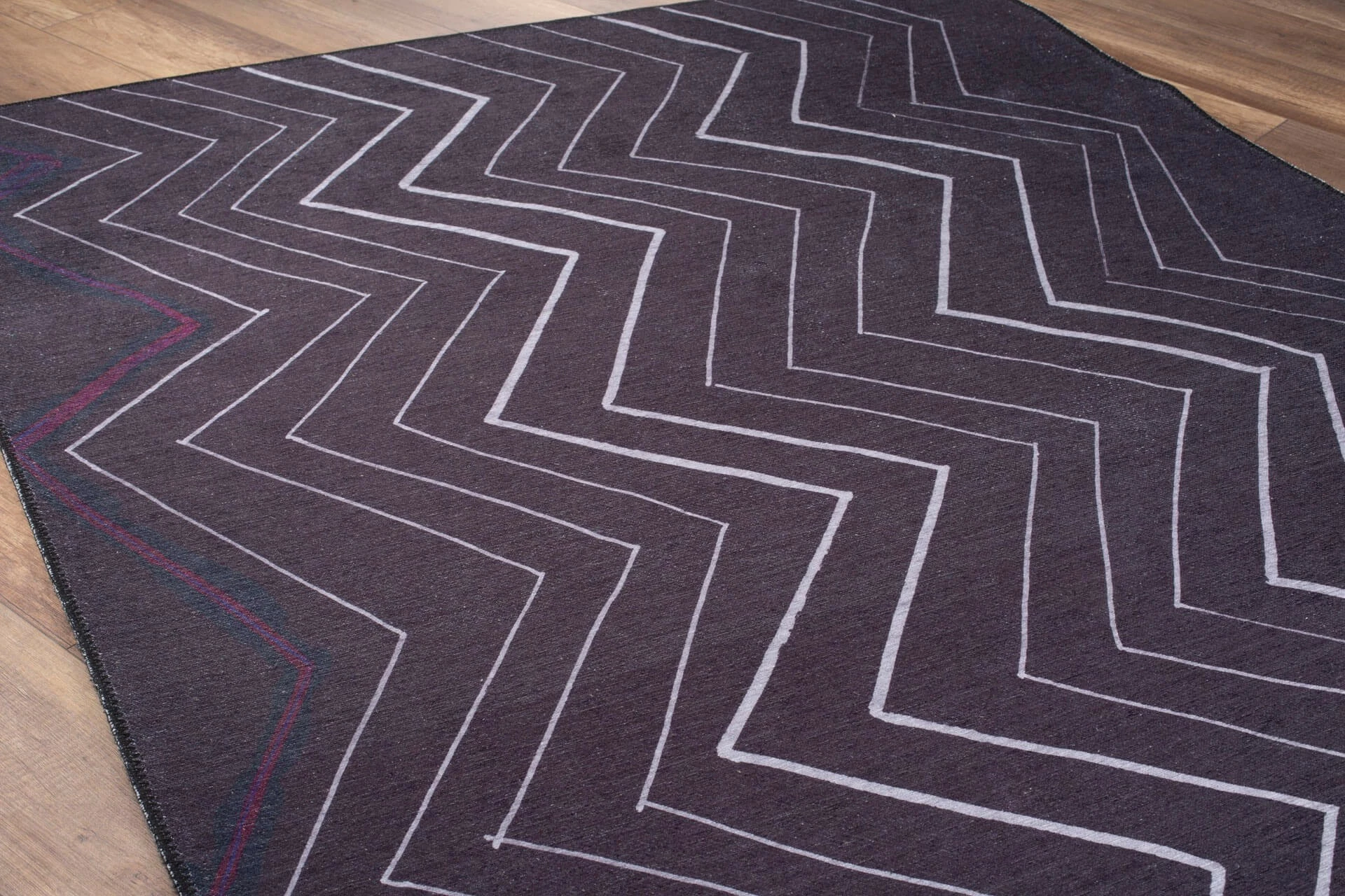 Qilim Conceptum Hypnose, Ada Gönül Chenille, ngjyrë e zezë, 230x330cm