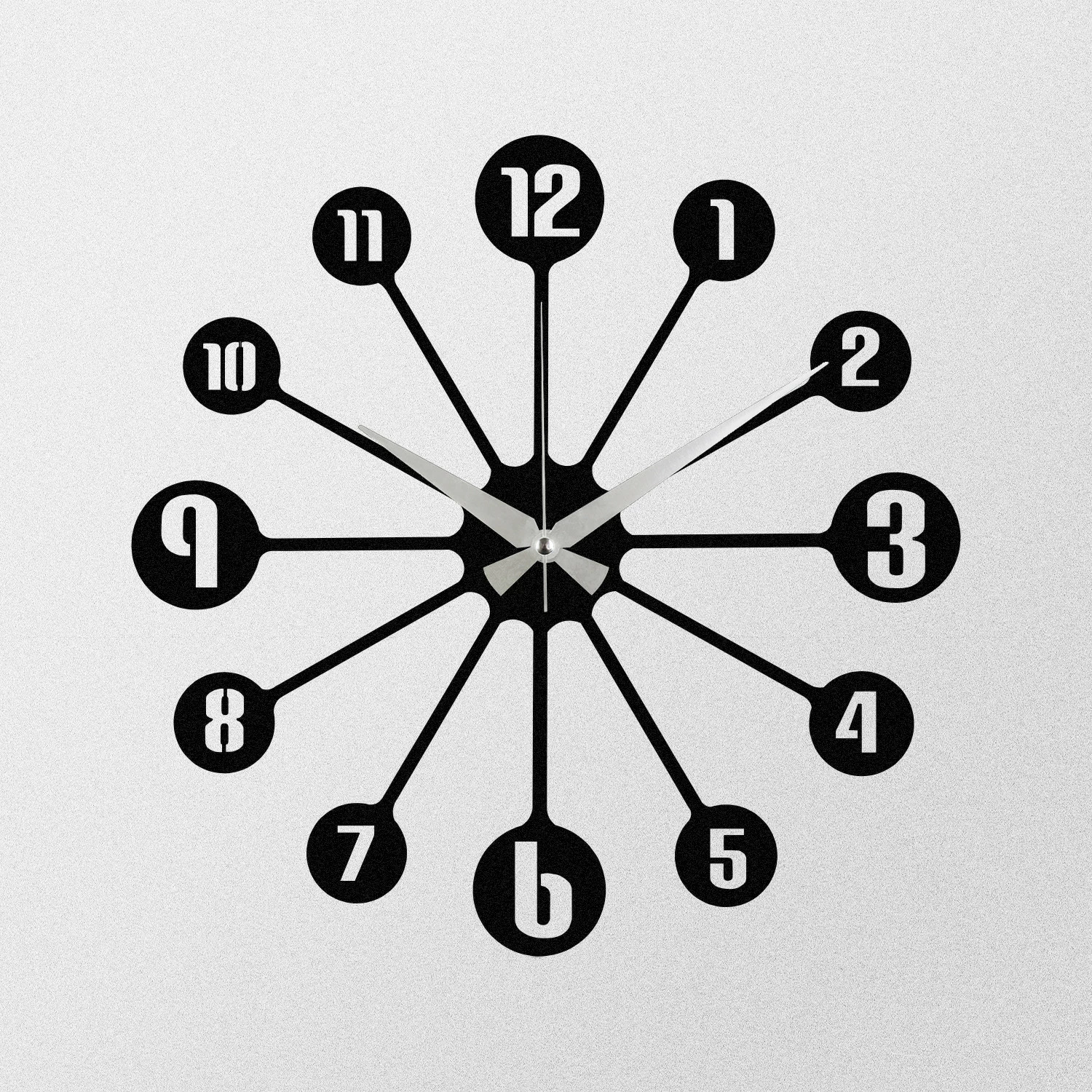 Orë muri dekorative prej metali, Wallity Enzoclock - S014, e zezë, 48x48cm