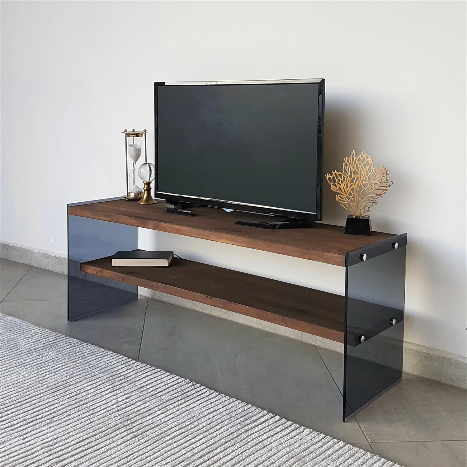 Komodë TV Hanah Home, TV100, ngjyrë arre, xham i temperuar, 120x45x35cm