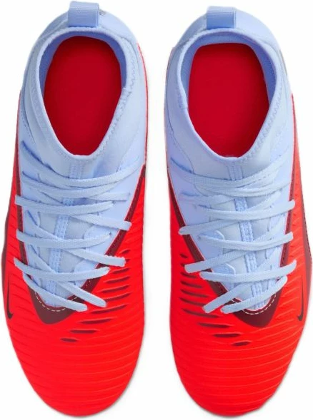 Atlete futbolli Nike për fëmijë