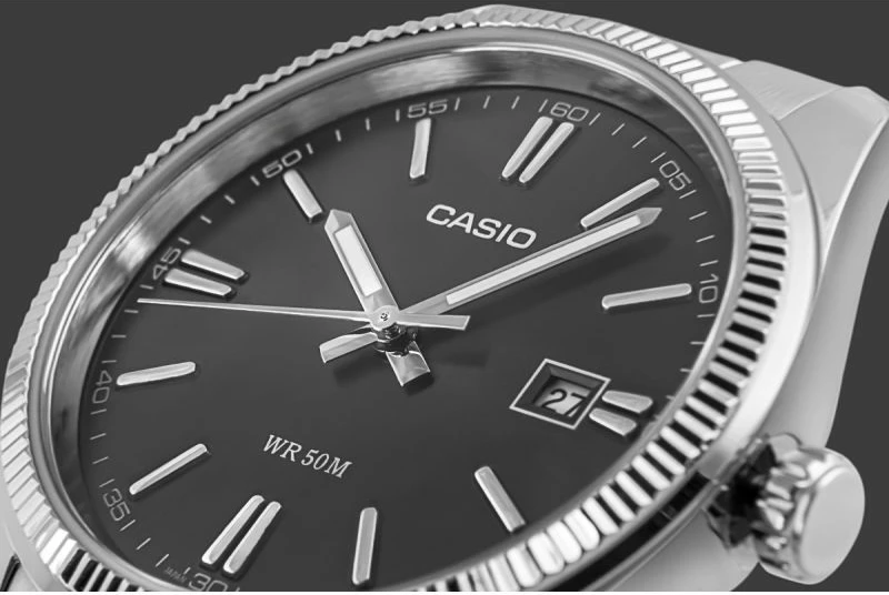 Orë dore për meshkuj Casio MTP-1302PD-1A1VEF, e zezë