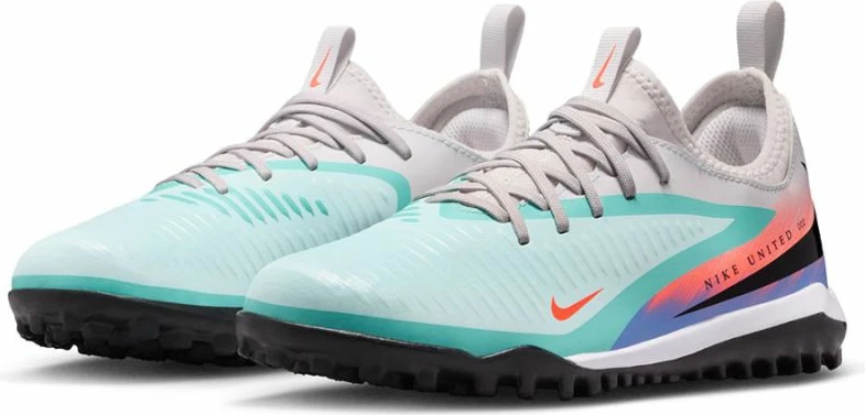 Atlete futbolli Nike Phantom 6 Low Academy Jr TF HV4290-300, për fëmijë [Madhësia: 36.5]