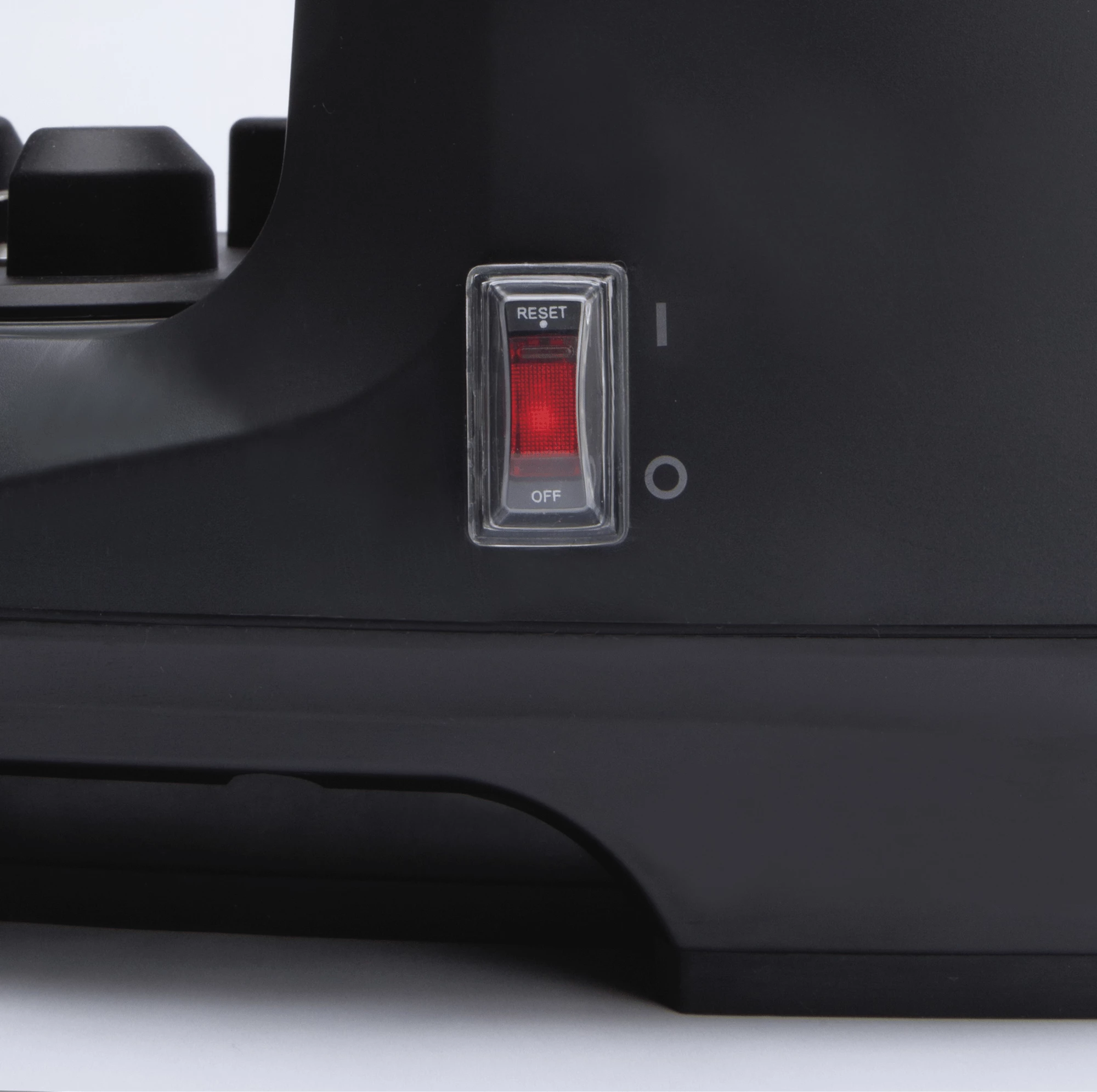 blender profesional kuzhine, Hamilton Beach Commercial, EXPEDITOR 1100SR, motor 3.5 HP, enë 4 L inox, programe dhe shpejtësi variabël, inox/zezë