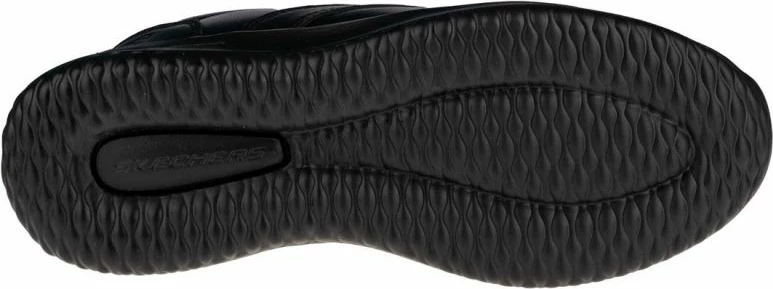 Atlete Skechers, të zeza