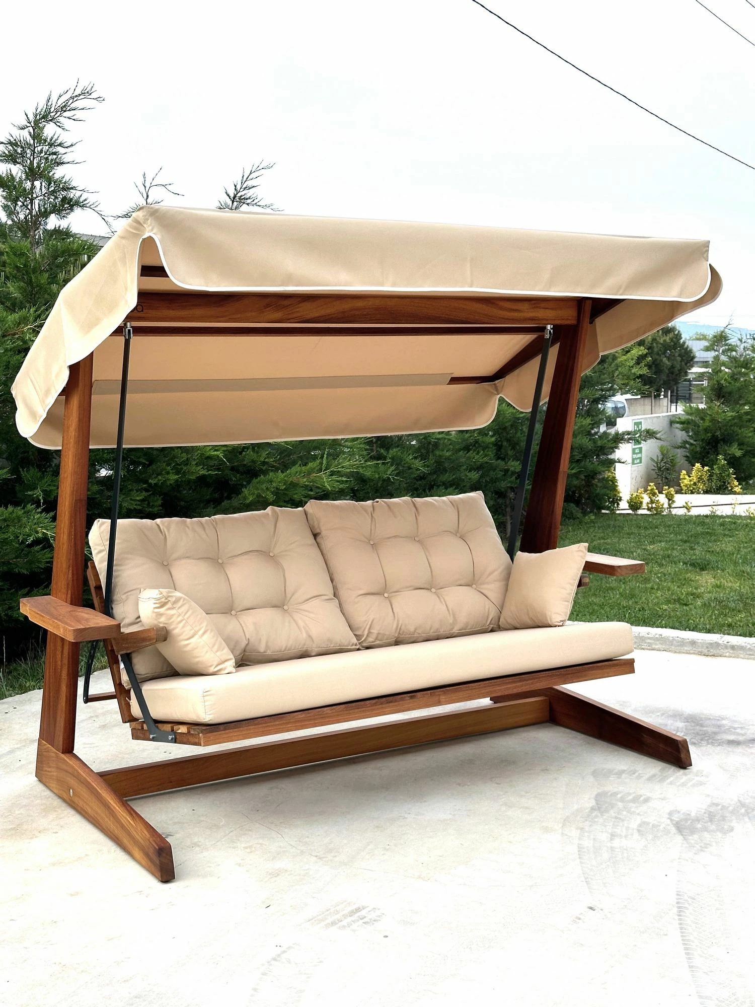 Karrige lëkundëse treshe për kopsht, ngjyrë bezhë, Skye Decor, Sia 2400