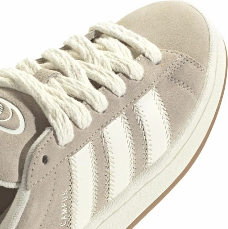 Këpucë adidas për femra [Madhësia: 38]