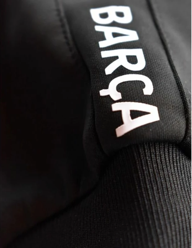 Trenerka për meshkuj FC Barcelona, e zezë