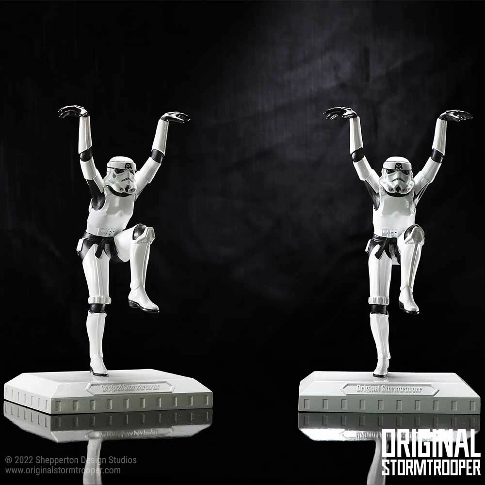Figurinë koleksionuese NEMESIS NOW Stormtrooper Crane Kick 20.5 cm, e bardhë/zezë, me kuti dhurate