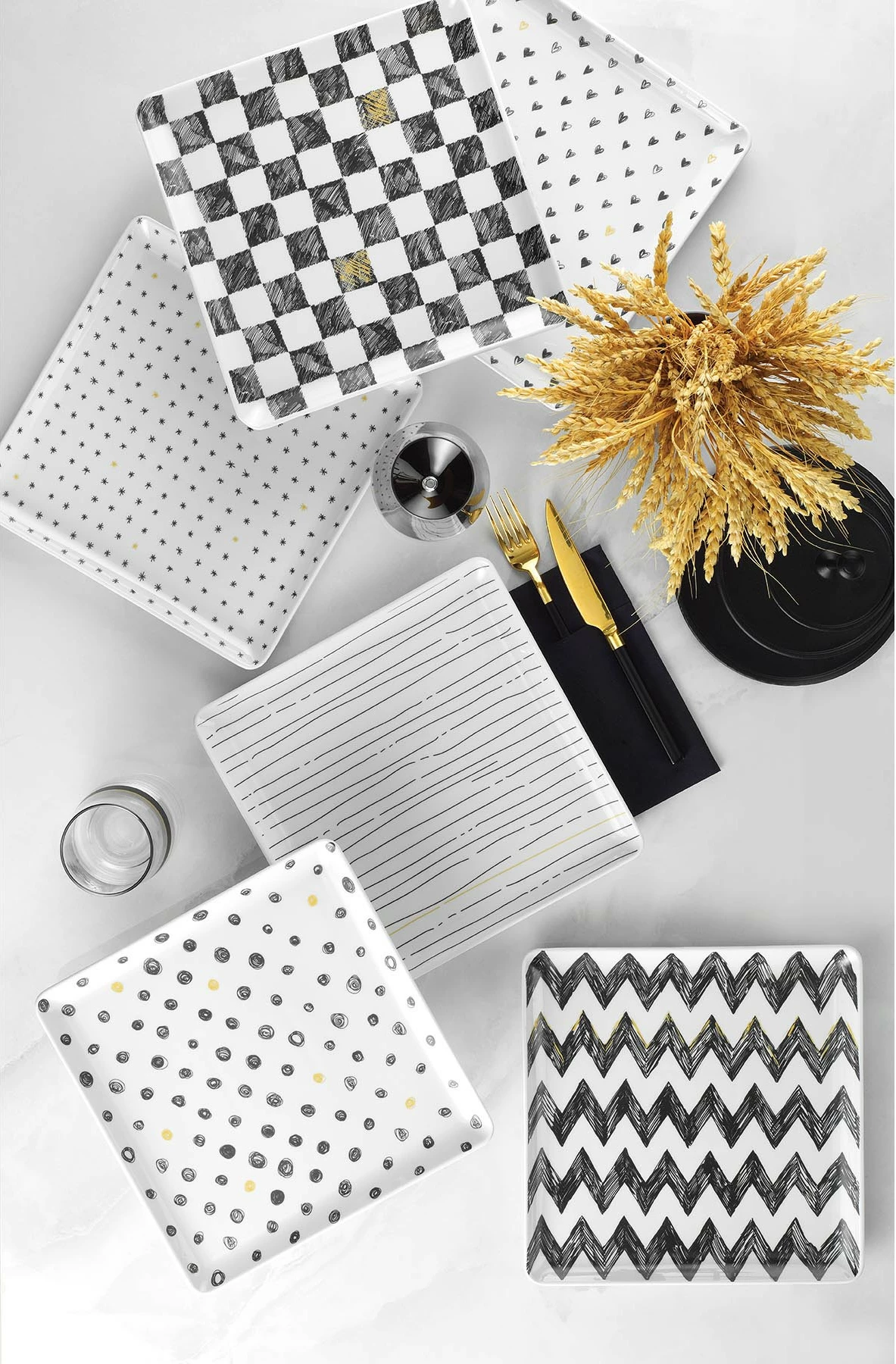 Set pjatash shërbimi, shumëngjyrëshe, 18 copë, Hermia Concept, TAN18Y643011122