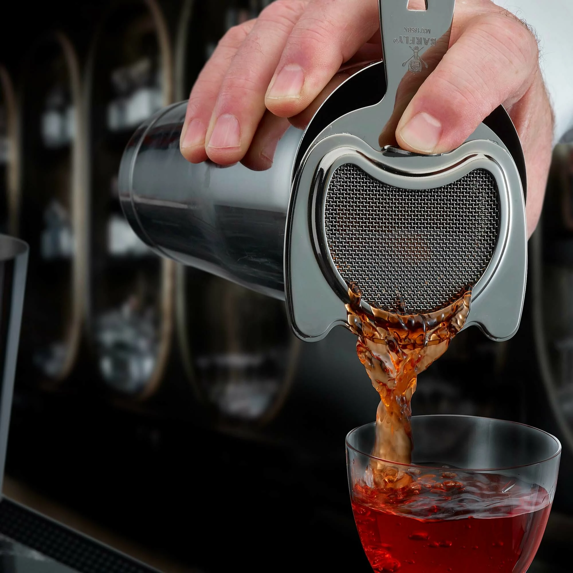 Shaker koktej 3-pjesësh, BarFly Diamond Lattice Japanese, 700 ml, e zezë