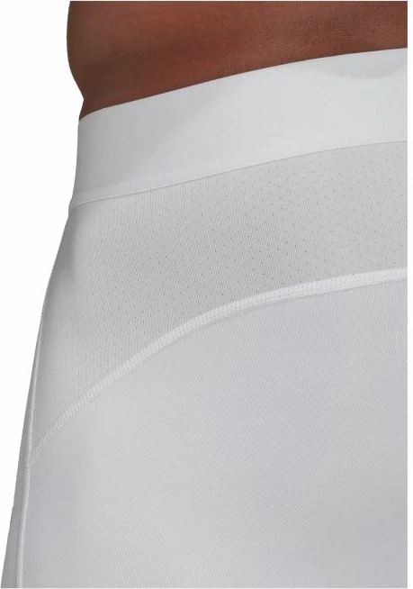 Atlete të shkurtra për meshkuj adidas, të bardha