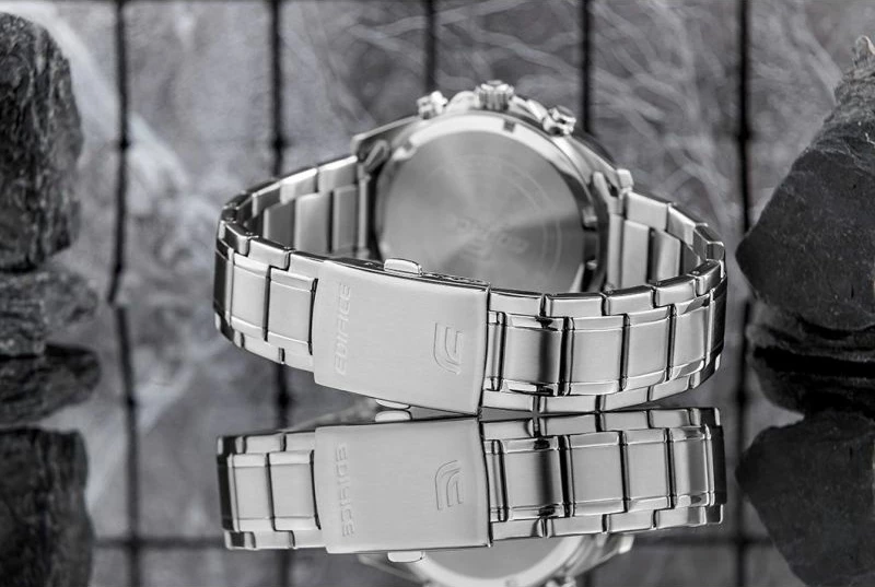 Orë dore për meshkuj Casio, e zezë